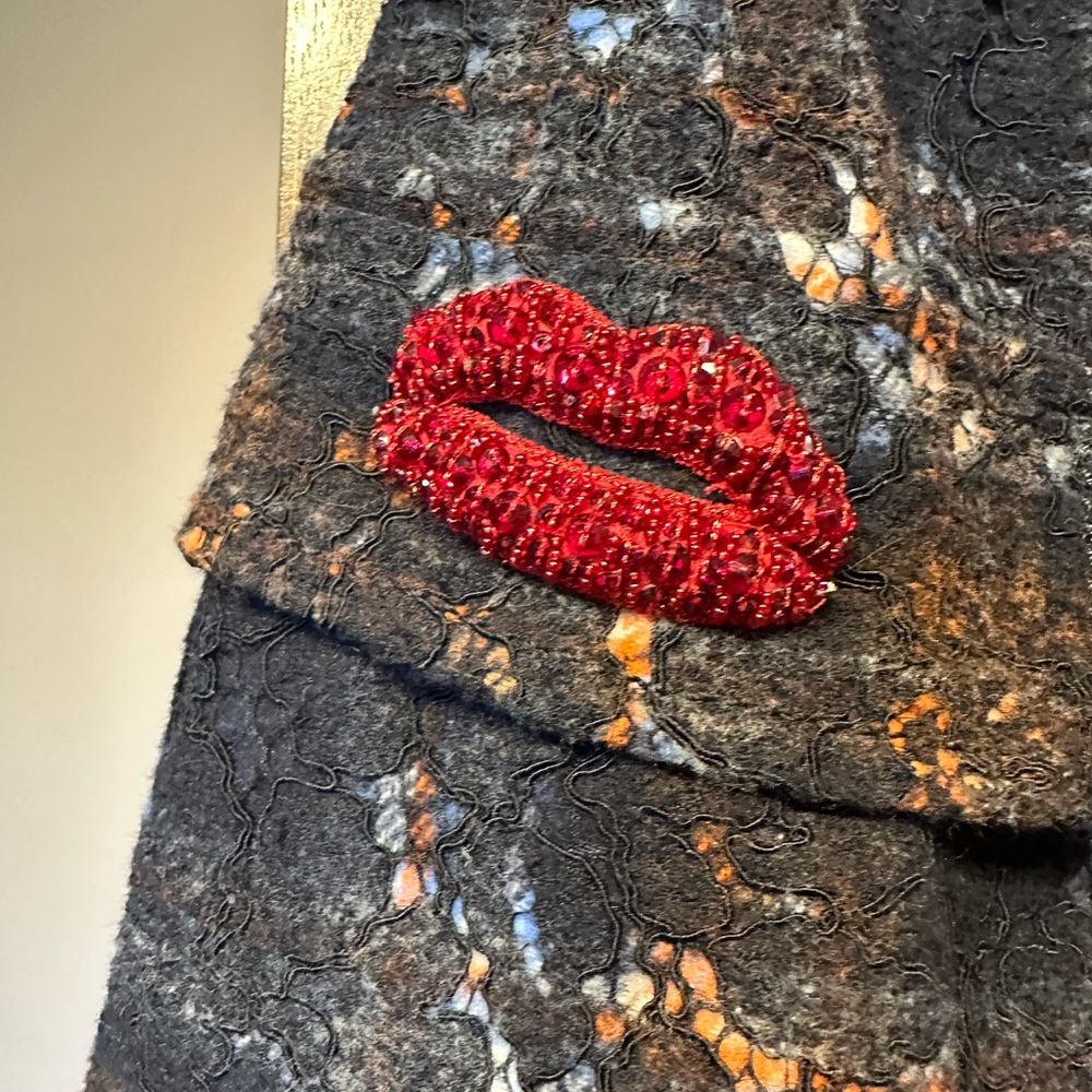 N21 Stylish Plaid Skirt with Red lips in stones size 40 Italy - Picture 3 of 6